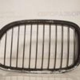 Решетка радиатора левая BMW 7-серия F01/F02 2008-2015 820214