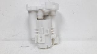Фильтр топливный Toyota Camry V30 2001-2006 811980