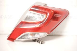 Фонарь Toyota Yaris 2011-2020 816778