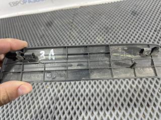 Накладка порога (внутренняя) Nissan Tiida (C11) 2007-2014 814491