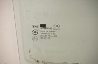Стекло двери передней правой Kia RIO 2000-2005 818538