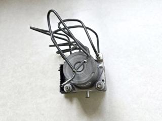 Блок управления ABS Toyota Avensis (T250) 10/2003 - 02/2010 Универсал AZT250W, AZT251W, AZT255W 816650