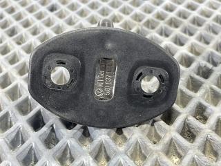 Ответная часть замка двери VW Polo (Sed RUS) 2011-2020 815036