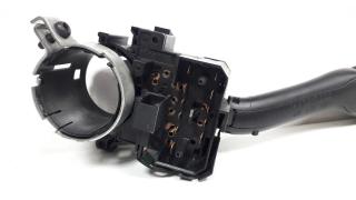 Переключатель поворотов подрулевой VW Passat [B5] 2000-2005 812186