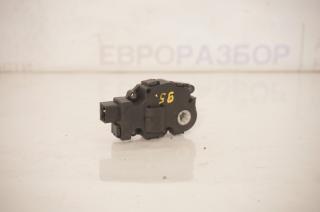 Моторчик заслонки печки BMW 3-серия F30/F31/F80 2011-2020 818621