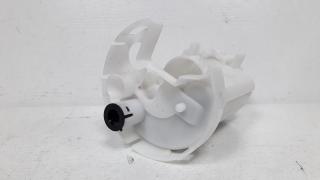 Фильтр топливный Toyota Camry V30 2001-2006 811980