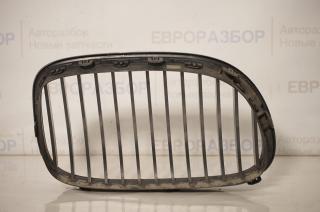 Решетка радиатора левая BMW 7-серия F01/F02 2008-2015 820214