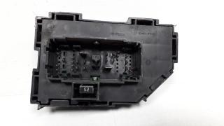 Блок предохранителей Cadillac Escalade III 2006-2014 811388