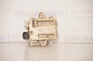 Блок предохранителей Lexus RX 300/330/350/400h 2003-2009 817759