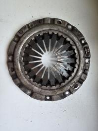 Корзина сцепления Mitsubishi Lancer 1984-1989 816765