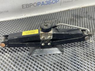 Домкрат VW Polo (Sed RUS) 2011-2020 814884