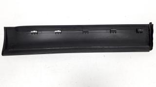 Накладка двери задней левой VW Touareg 2002-2010 812048
