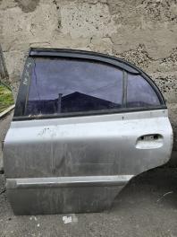 Дверь задняя левая Kia RIO 2000-2005 817131