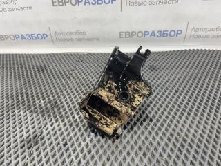 Кронштейн задней балки Nissan Tiida (C11) 2007-2014 814571