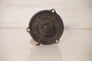 Моторчик печки Mitsubishi Pajero 01/1991 - 08/1999 SUV V21W, V23C, V23W, V25C, V25W, V43W, V45W, V55W, V46V, V24C, V24W, V26C, V26WG, V46W, V46WG, V47WG, V24WG, V44W, V44WG, V14V, V24V, V34V, V26W 816997