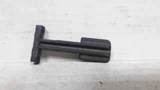 Крепеж Toyota Avensis II 2003-2008 811186