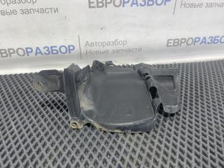 Пыльник двигателя боковой левый Renault Sandero 2009-2014 815857