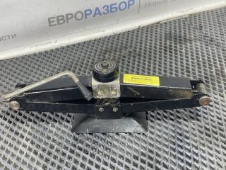 Домкрат VW Polo (Sed RUS) 2011-2020 814884