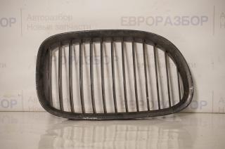 Решетка радиатора правая BMW 7-серия F01/F02 2008-2015 820213