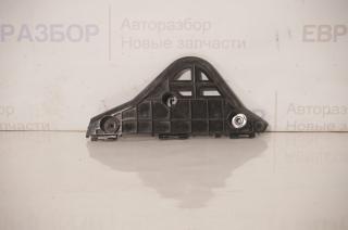 Кронштейн переднего бампера левый Toyota Camry (XV50) 09/2011 - Седан AVV50<br>Гибрид 817174
