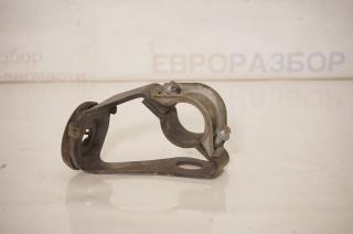 Кронштейн крепления заднего стабилизатора Mercedes Benz W203 2000-2006 820053