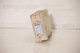 Блок предохранителей Lexus GS 300/400/430 2005-2011 817035