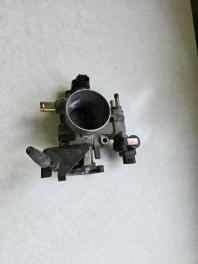 Заслонка дроссельная механическая Toyota Allex (E120) 01/2001 - 10/2006 Хэтчбек NZE121, NZE124, ZZE122, ZZE124, ZZE123 816458