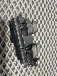Блок управления стеклоподъемниками Mazda Mazda 3 (BK) 2002-2009 814206