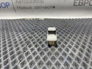 Крючок солнцезащитного козырька Nissan Almera (G15) 2013-2018 813815