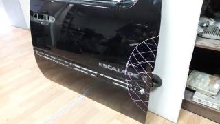 Дверь передняя правая Cadillac Escalade III 2006-2014 811404