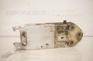 Кронштейн усилителя переднего бампера правый BMW 5-серия F10/F11 2009-2016 820133