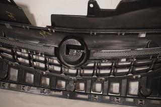 Решетка радиатора Opel Corsa D 2006-2015 820212