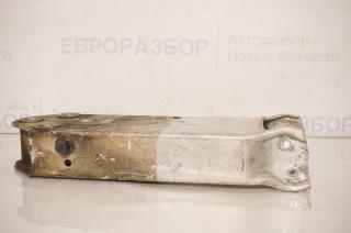 Кронштейн усилителя переднего бампера правый BMW 7-серия F01/F02 2008-2015 819247