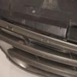 Решетка радиатора Toyota Corolla E150 2006-2013 820211