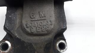Кронштейн опоры двигателя Chevrolet Cruze 2009-2016 811193