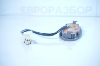 Кнопка люка Toyota Platz (XP10) 08/1999 - 10/2005 Седан NCP12, NCP16, SCP11 816788